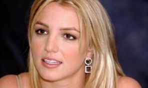 Britney Spears are 10 milioane de fani pe Twitter