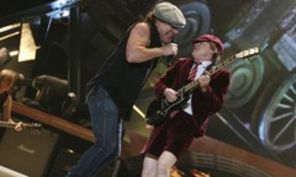 AC/DC nu repeta inainte de concerte