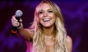 Lindsay Lohan nu mai face munca in folosul comunitatii. A fost data afara