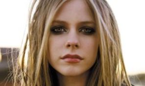 Avril Lavigne nu are timp de sport