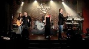 Hi-Q pregatesc lansarea DVD-ului live '15 ani de Hi-Q' (video)