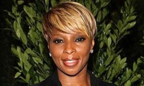 Mary J.Blige: "Sunt norocoasa ca nu am sfarsit ca Amy Winehouse"
