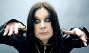 Ozzy Osbourne a distrus o camera de hotel cu un rechin mort