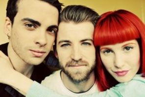 Hot new: Paramore - Hello Cold World (audio)