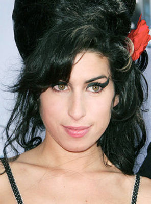 Hot new: Amy Winehouse - Our Day Will Come (videoclip)