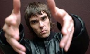Ian Brown a ramas fara permis auto