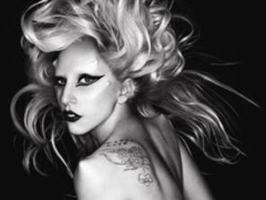 Lady Gaga lanseaza videoclipul "Marry the Night" pe 1 decembrie