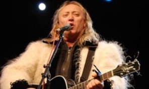 Stefan Hrusca: "Cand colinda Hrusca, incepe sa ninga"