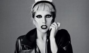 Lady Gaga, condamnata la singuratate