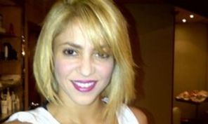 Shakira si-a schimbat look-ul