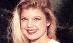 Fergie si transformarile sale de look de-a lungul timpului
