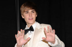 Justin Bieber, cea mai cautata persoana pe Google