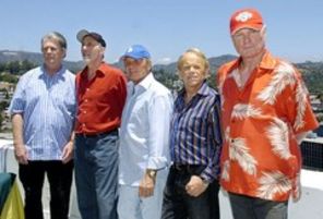 Reuniune Beach Boys - turneu aniversar + aparitie speciala la gala Grammy 2012