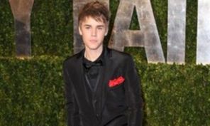 Justin Bieber nu a crezut niciodata in Mos Craciun