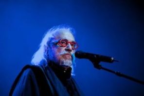 Sala Palatului, plina pentru Demis Roussos!