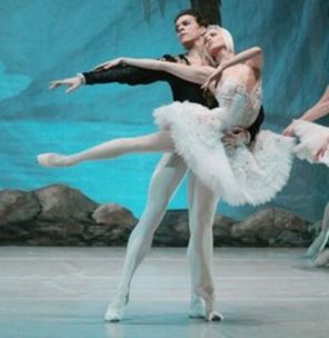 'Lacul Lebedelor': O feerie pe scena Salii Palatului, un spectacol original