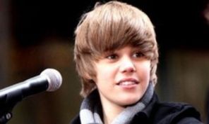 Justin Bieber se vrea a fi noul "Michael Jackson"