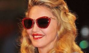 Madonna: Relatiile mele cu barbati mai tineri sunt o ''pura intamplare''