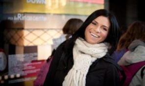 Ellie White, difuzata de Fashion TV International