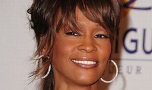 Whitney Houston si-a irosit averea