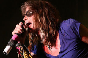 Steven Tyler si-a sfintit casa