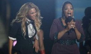 Beyonce a anuntat cine o va boteza pe Blue Ivy