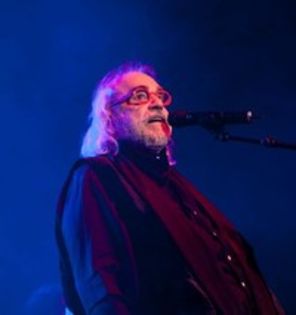 ANULAT: Concert Demis Roussos la Patinoarul Olimpic Brasov