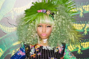 Nicki Minaj a fost intr-o viata anterioara regina Marii Britanii