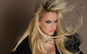 Hot new: Kourosh Tazmini & Anda Adam - Can U Feel Love (videoclip)