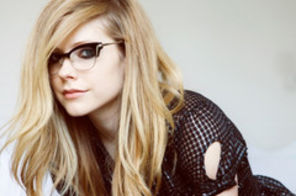 Avril Lavigne: Nu-mi place sa citesc