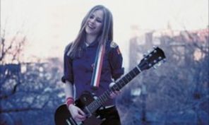 Transformare de vedeta: Avril Lavigne (poze)