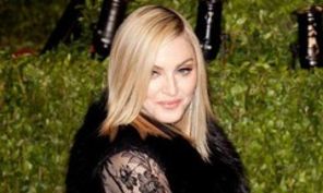 Madonna - Biografie in imagini (Galerie Foto)