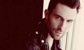 Adam Levine isi lanseaza propria casa de discuri