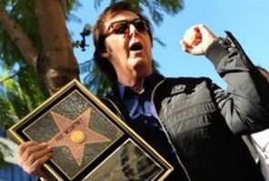 Paul McCartney a primit o stea pe Walk of Fame