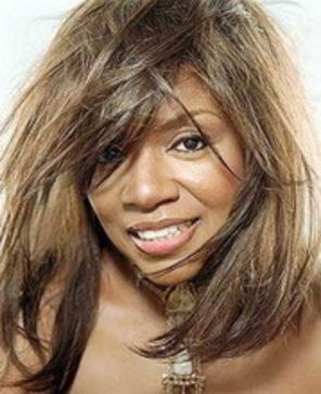 Gloria Gaynor isi imprumuta vocea unei pisici in scop caritabil