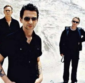 Depeche Mode nu vor sa cante la Glastonbury din cauza line-up-ului