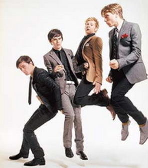 Franz Ferdinand, cover dupa Britney Spears `Womanizer`