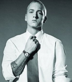 Mama lui Eminem il implora sa se impace
