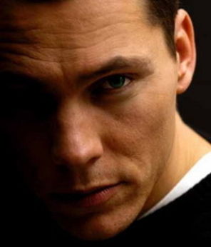Tiesto revine cu doua show-uri in Romania