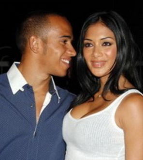 Nicole Scherzinger vrea sa se logodeasca la vara