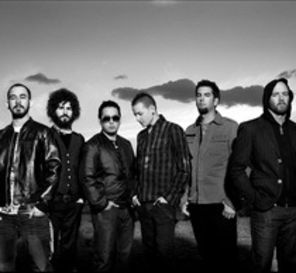 Linkin Park au filmat clipul `New Divide` (poze)