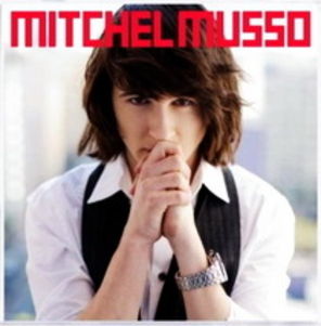 Mitchel Musso (Oliver din Hannah Montana) si-a lansat albumul de debut