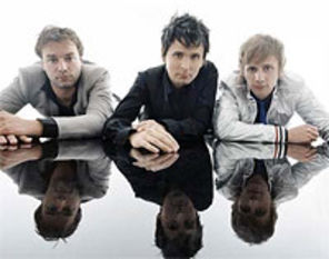 Toamna aduce un nou album Muse - The Resistance
