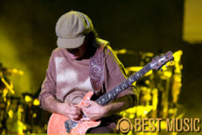 Poze Santana in concert la BestFest