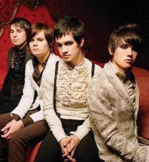 Panic At The Disco a ramas cu doi componenti