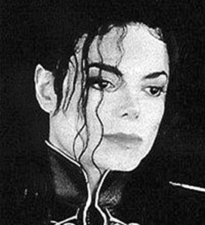 Michael Jackson, vanzari de 1.1 milioane de albume intr-o saptamana