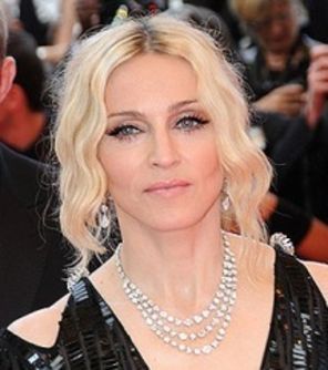 Madonna: scena prabusita, morti, concert anulat la Marsilia