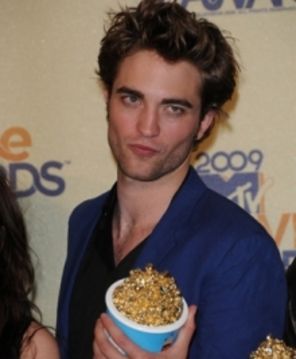 Robert Pattinson si-a pierdut masina