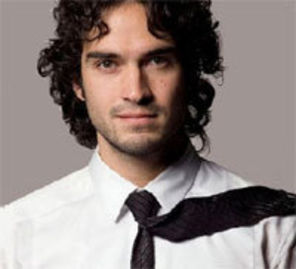 Zvon: Alfonso Herrera, motiv de divort