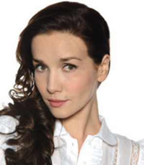 Natalia Oreiro strange bani pentru UNICEF